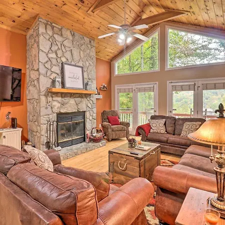 Rustic Red Cabin With Deck In Maggie Valley Club! Exterior photo