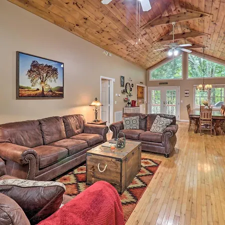 Rustic Red Cabin With Deck In Maggie Valley Club! Exterior photo