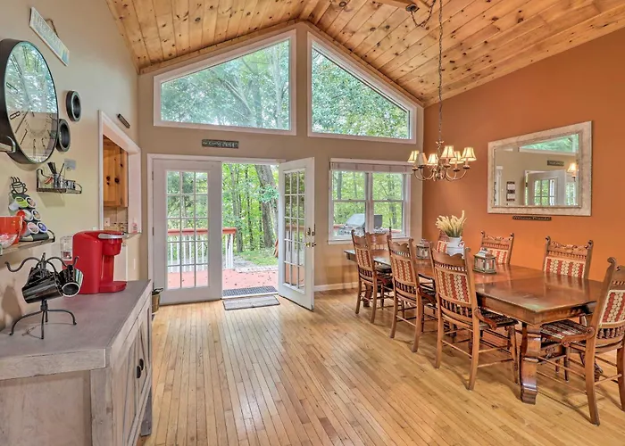 Rustic Red Cabin With Deck In Maggie Valley Club!